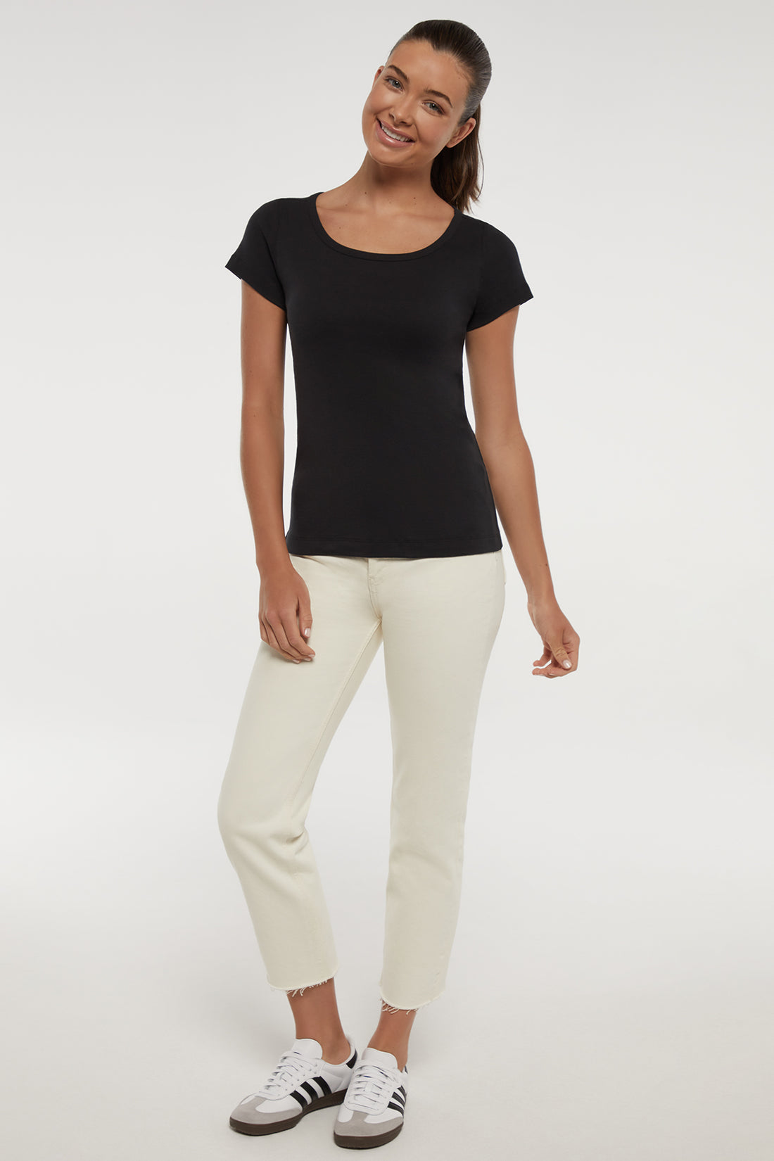 Short Sleeve Round Neck Tee | Black