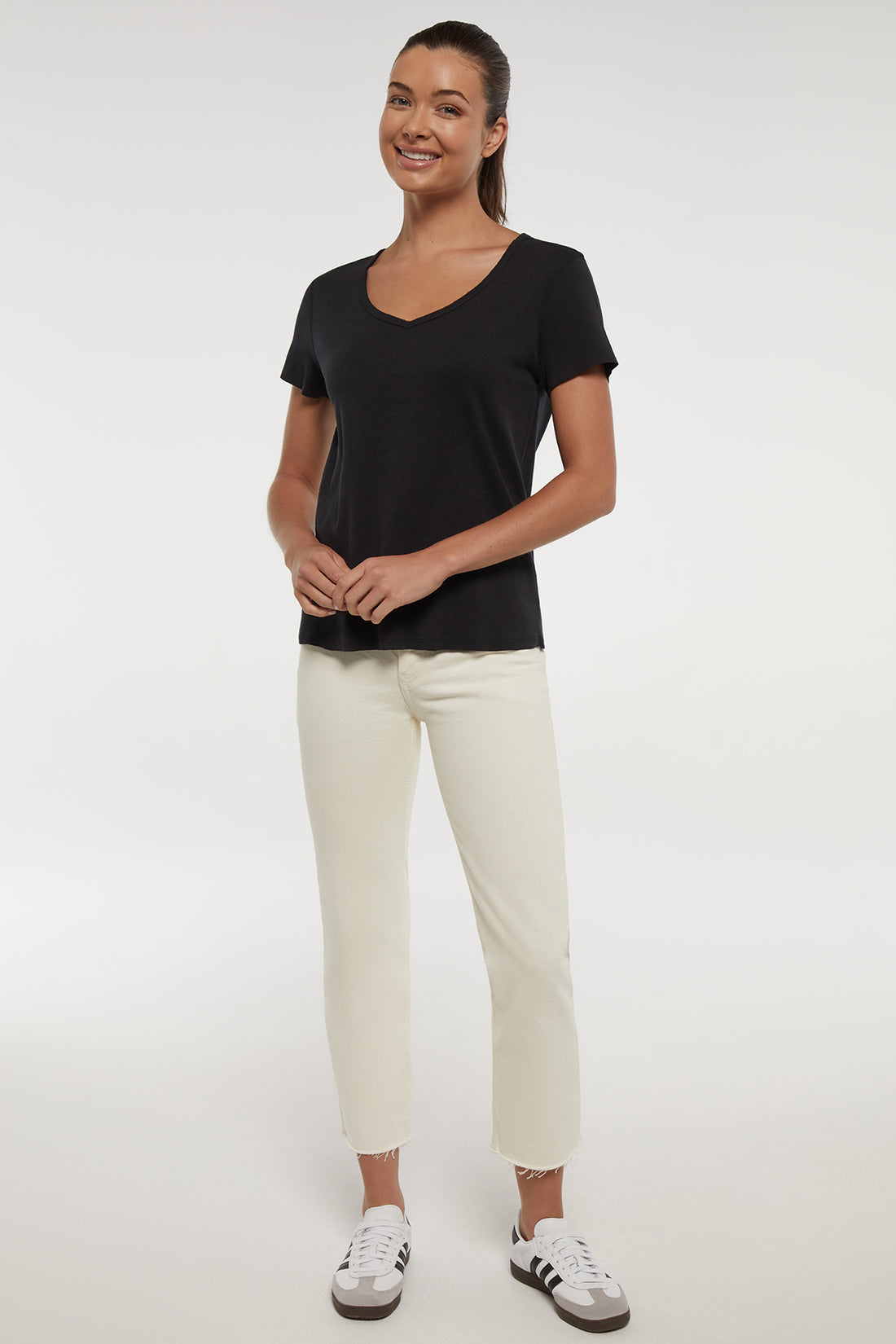 V-Neck Short Sleeve Tee | Black