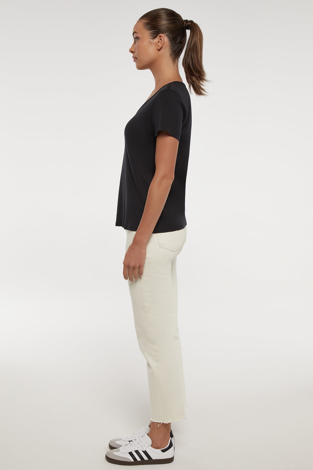 V-Neck Short Sleeve Tee | Black