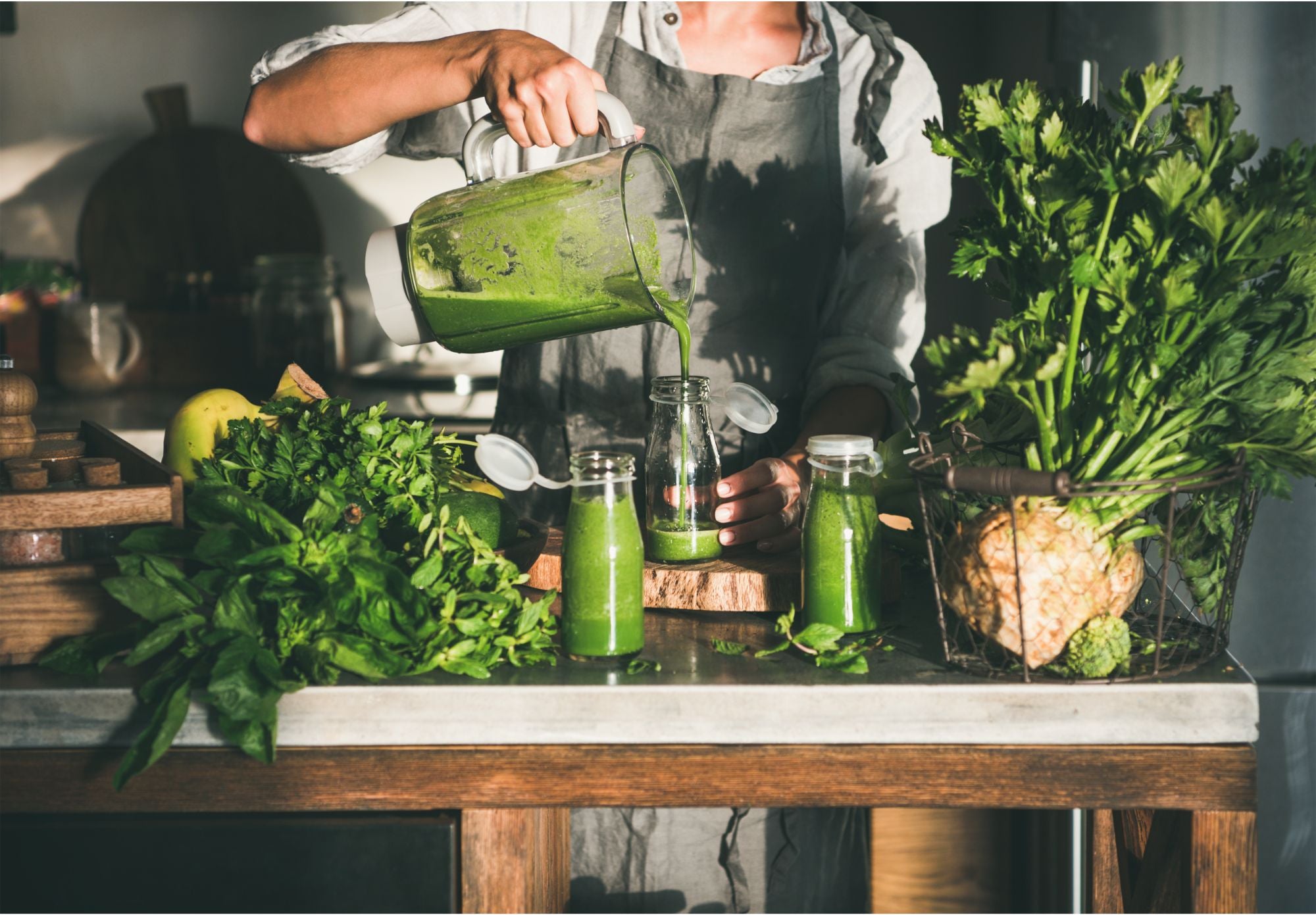 Springtime Smoothies and Juices for Women: Refreshing and Nutritious Drinks