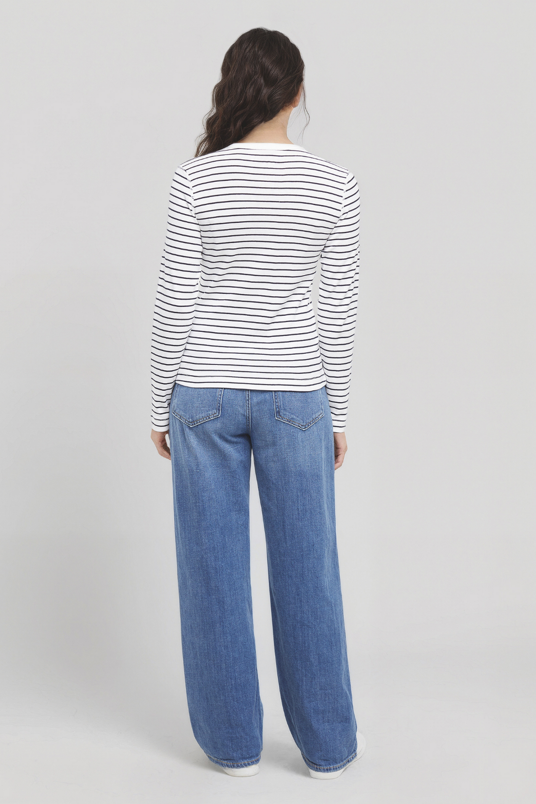 Victoria Crew-Neck Long Sleeve Rib Tee | Bright White Stripe