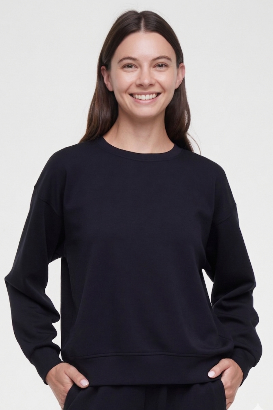 Lana Pullover | Black Beauty